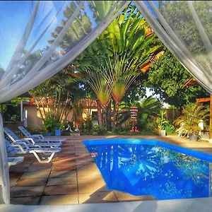 pousada-residencial-bittencourt.hotelsportoseguro.com/